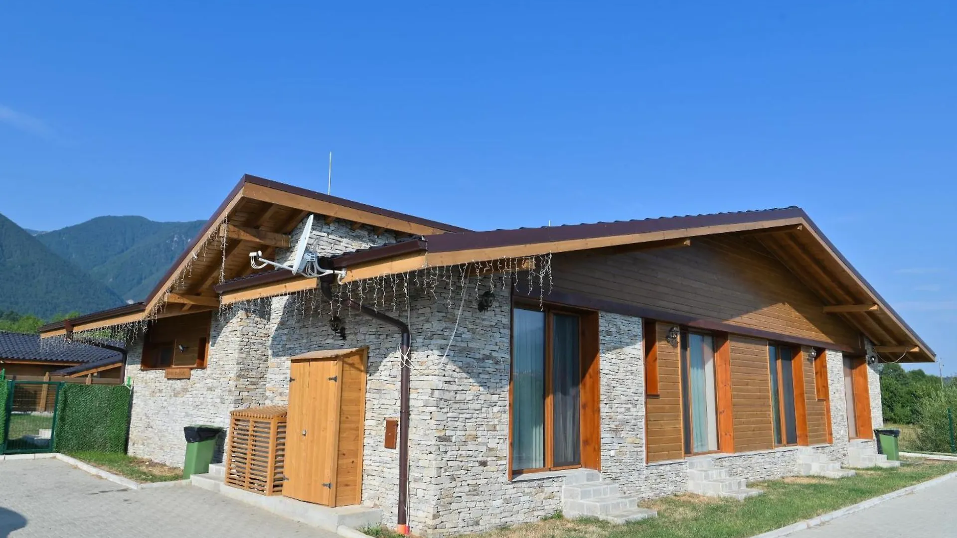 Villa Letizia Near The Pirin Golf Resort Bansko Bulgaria