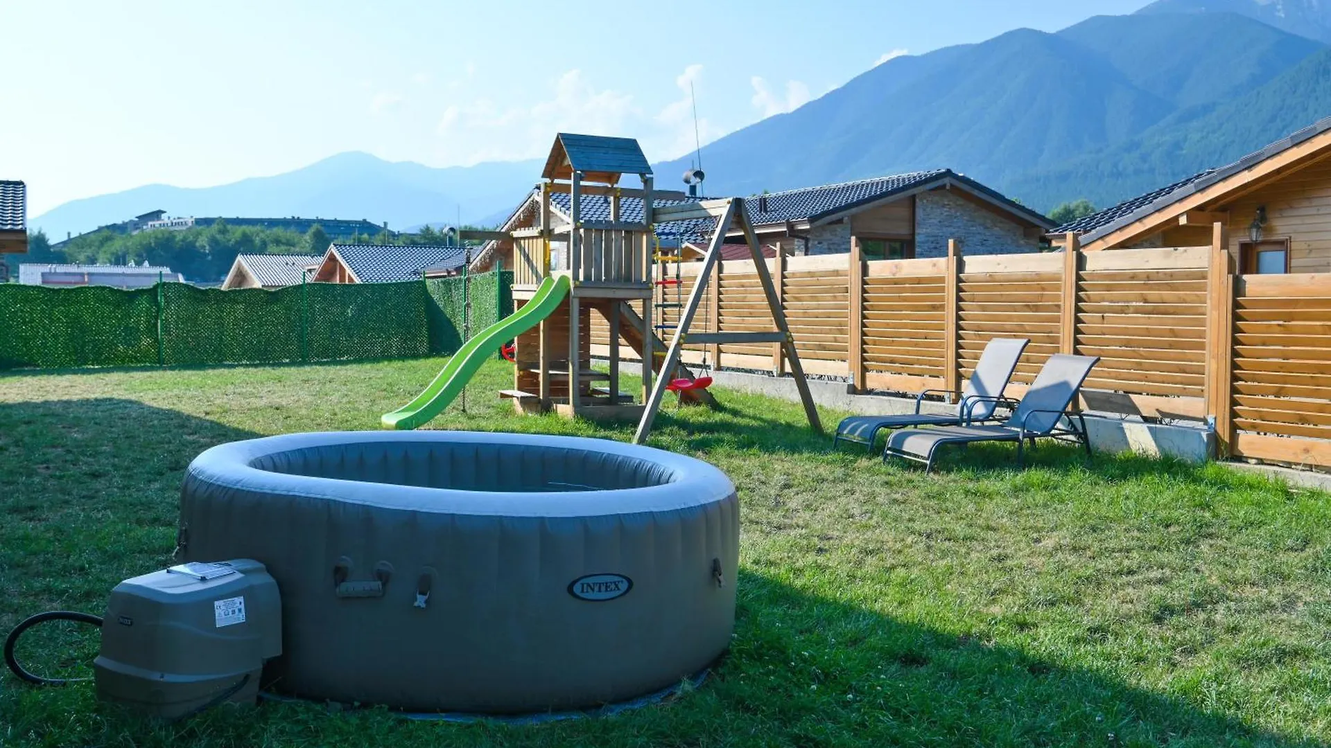 Villa Letizia With Jacuzzi Near The Pirin Golf Resort Bansko Bulgarie